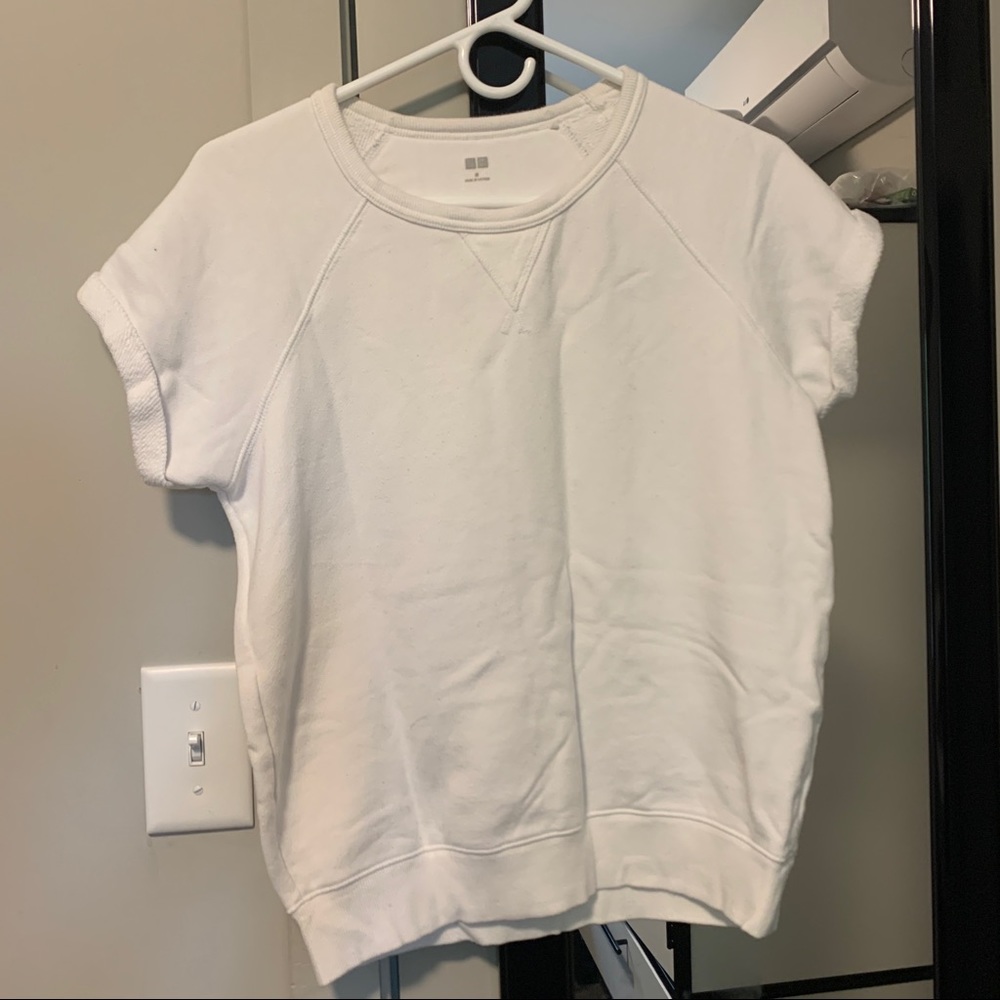 Uniqlo white sweater tee (M)